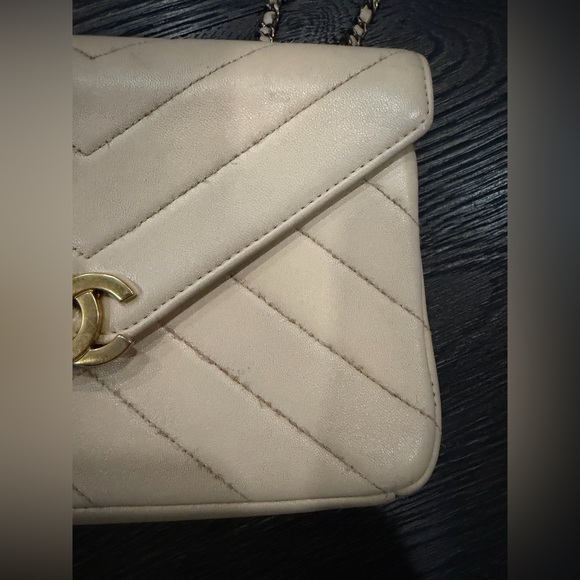 Chanel 2016 Coco Envelope Flap Bag Beige Chevron Quilted Leather Crossbody - Picture 5 of 16